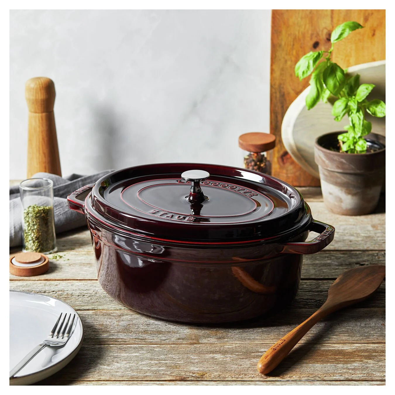Staub Cocotte Ovale - 31 Cm, Granatina - immagine 5